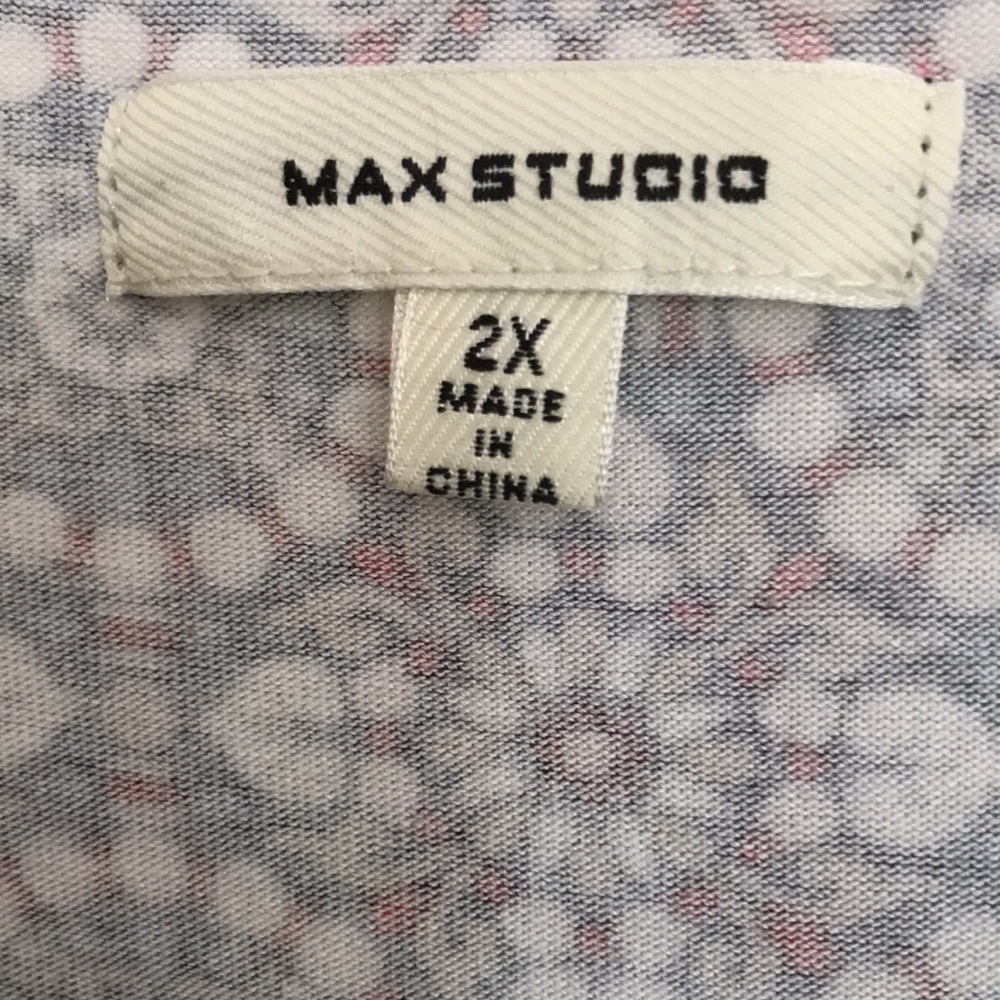 Max Studio tunic - Picture 2 of 5